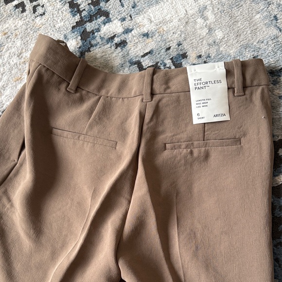 Aritzia Effortless Pant - Picture 3 of 3
